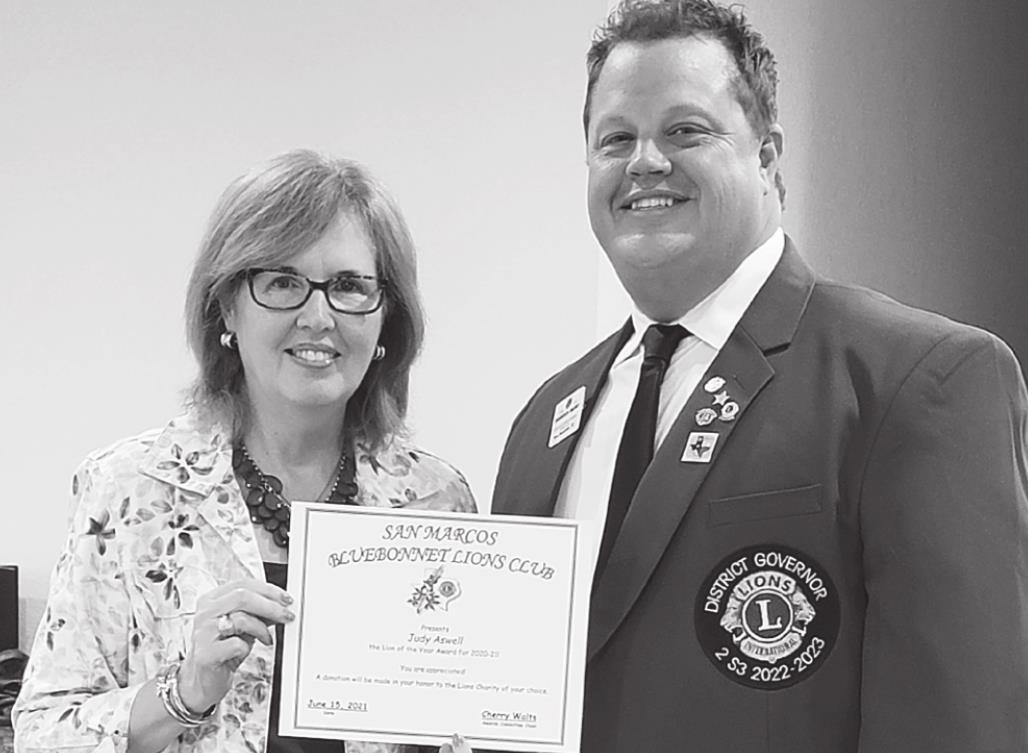 Bluebonnet Lions Club holds annual awards, officer installation banquet