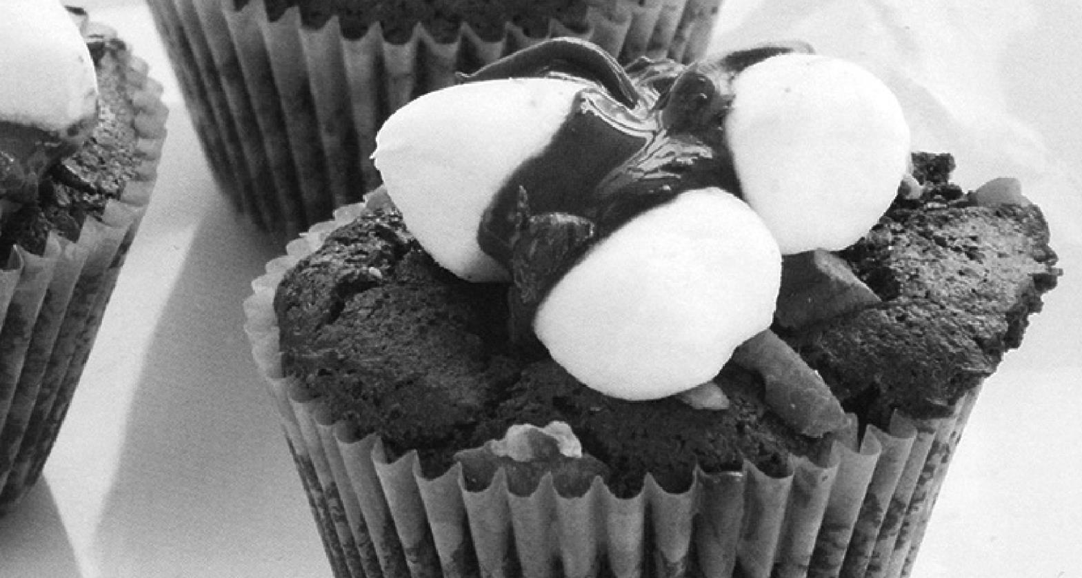 Celebrate International Hot Chocolate Day with baby cupcakes