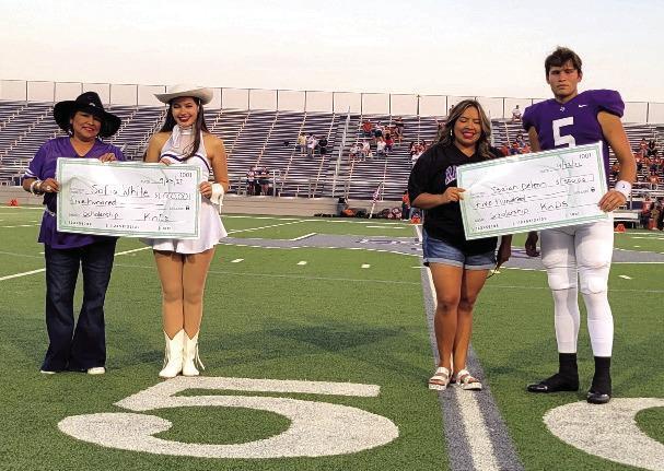 KnD‘s Boutique awards scholarships to SMHS seniors